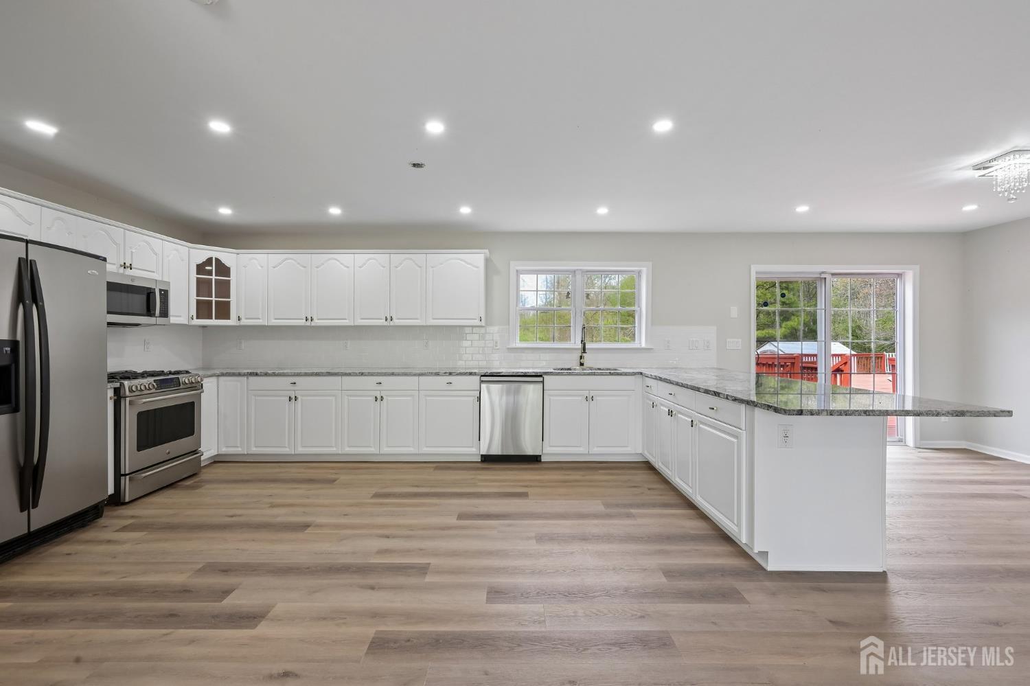 4451 Bernard Road Vineland, NJ 08344 - Photo 4 of 39