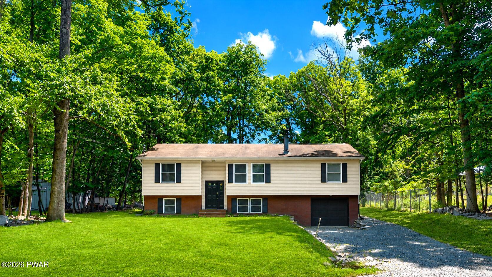 102 Forest Road Dingmans Ferry, PA 18328 - Photo 4 of 58