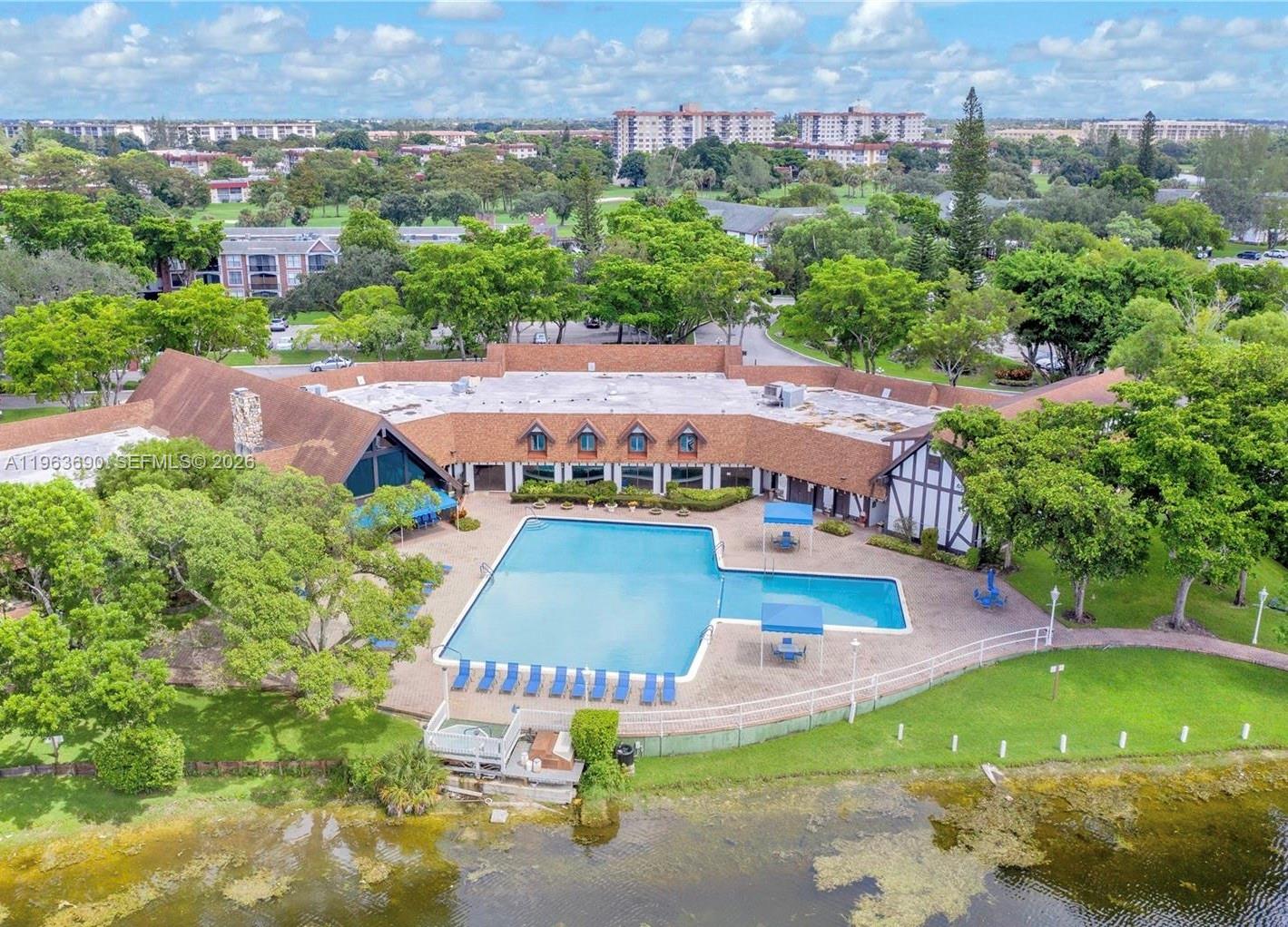 3650 Inverrary Drive, Unit 1M Lauderhill, FL 33319 - Photo 13 of 31