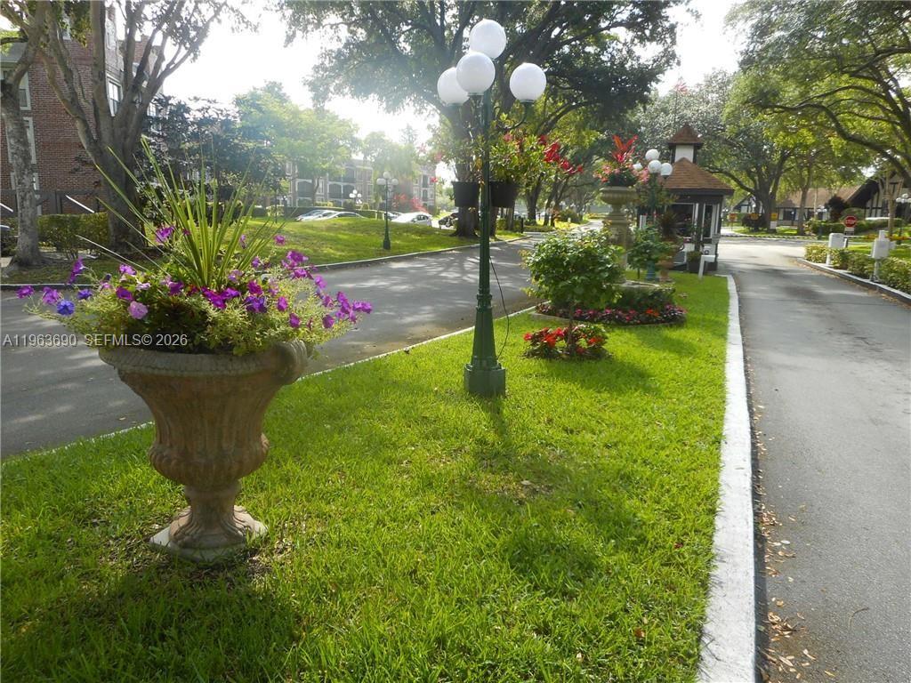 3650 Inverrary Drive, Unit 1M Lauderhill, FL 33319 - Photo 3 of 31