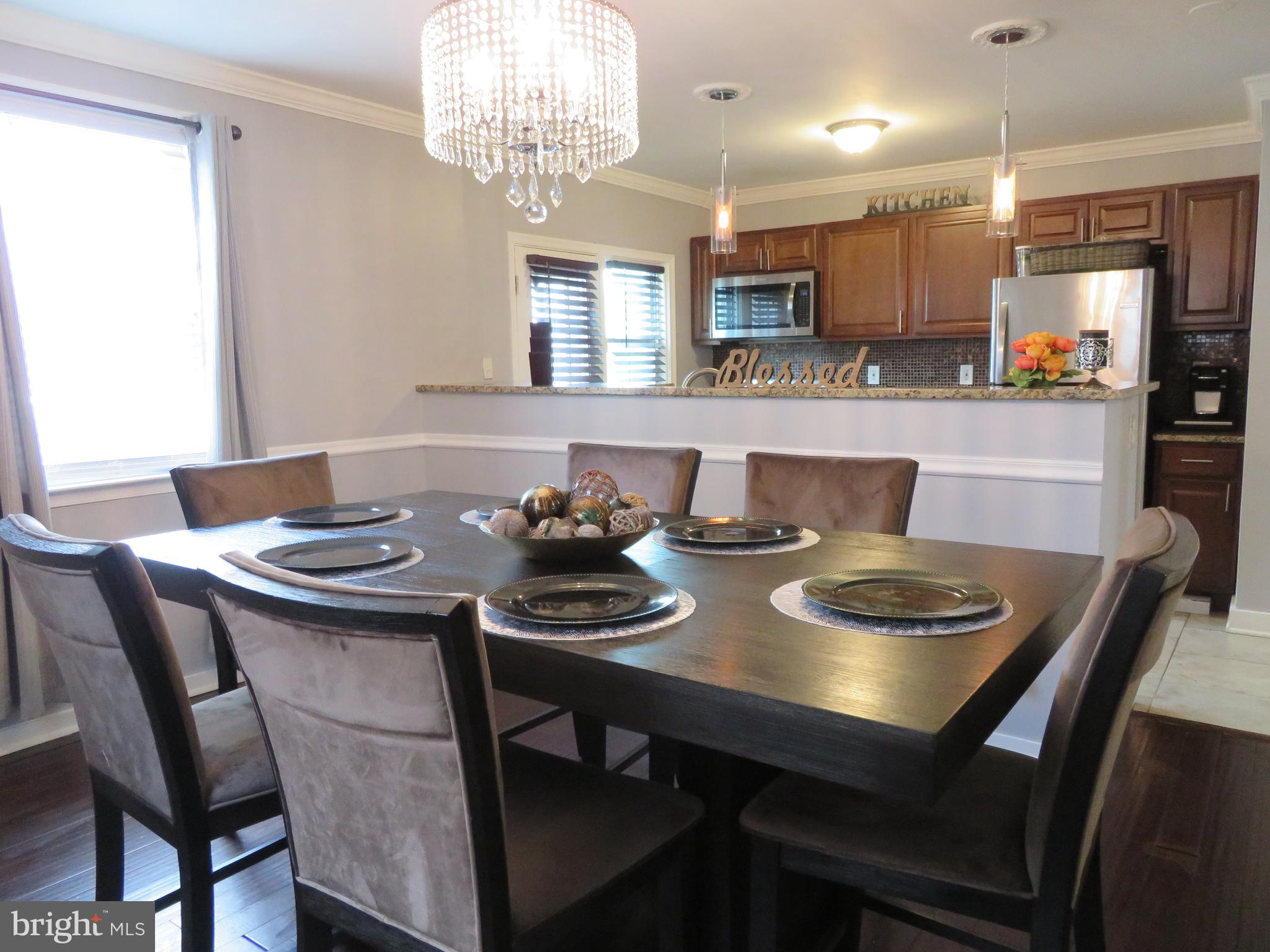 1628 Roundhill Road Baltimore, MD 21218 - Photo 8 of 24 Dining Room
