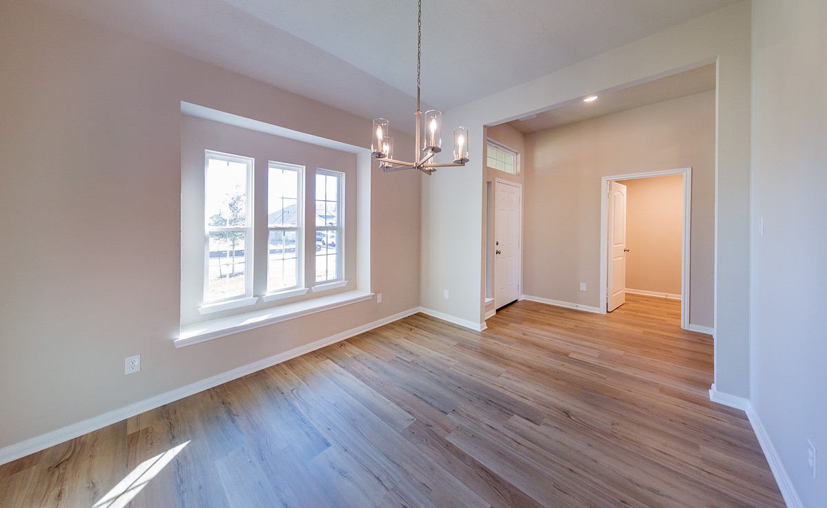 3317 Rolling View Court Conroe, TX 77301 - Photo 7 of 27