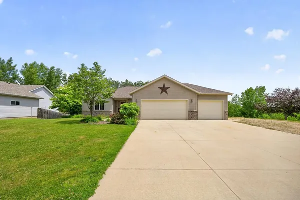 $399,500 | 470 Christina Court, Zumbro Falls, MN 55991