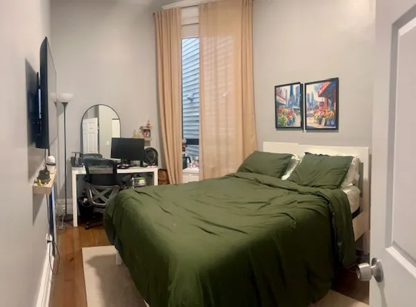 $4,500 | 1449 North North Park Avenue, Unit 1, Chicago, IL 60610