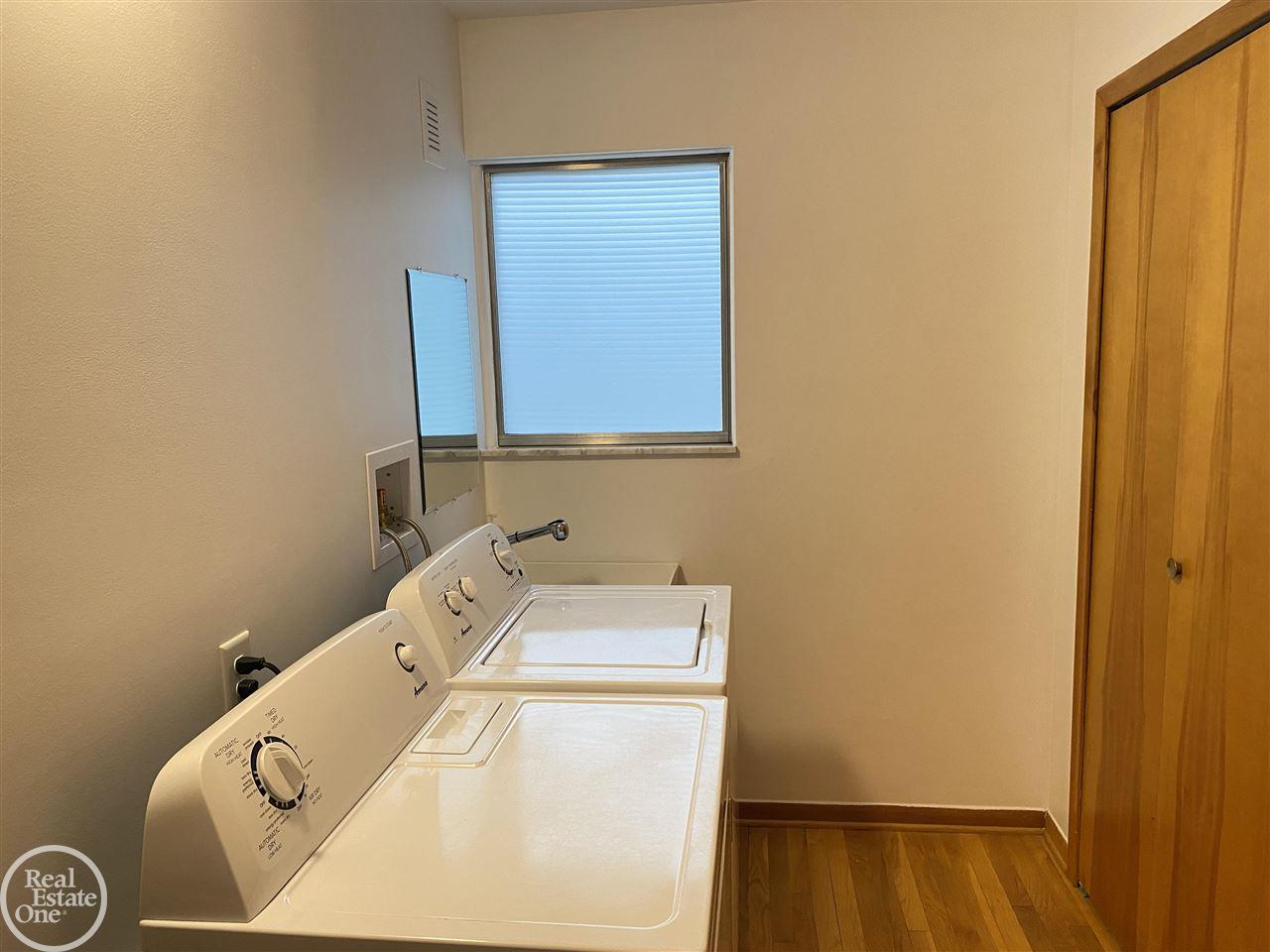 28851 Cotton Road New Baltimore, MI 48047 - Photo 17 of 24 1st. floor laundry