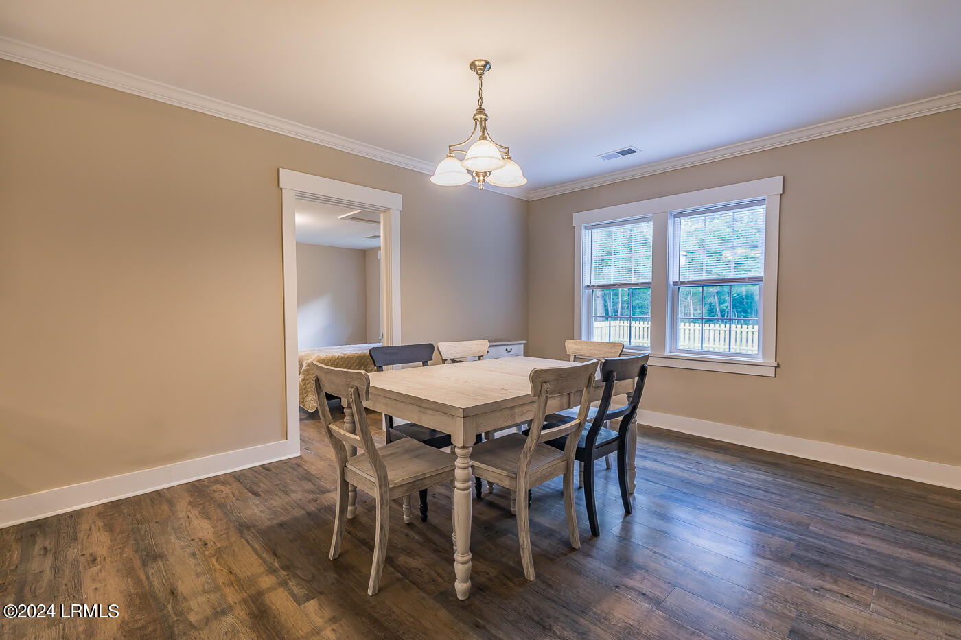 1054 Great Swamp Road Ridgeland, SC 29936 - Photo 10 of 36 10 Dining