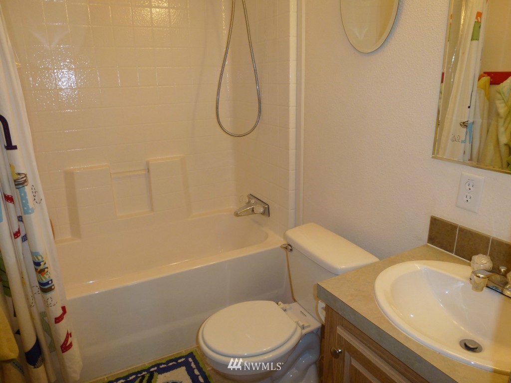 1921 Spring Road Shelton, WA 98584 - Photo 11 of 13 Gallery Image 11