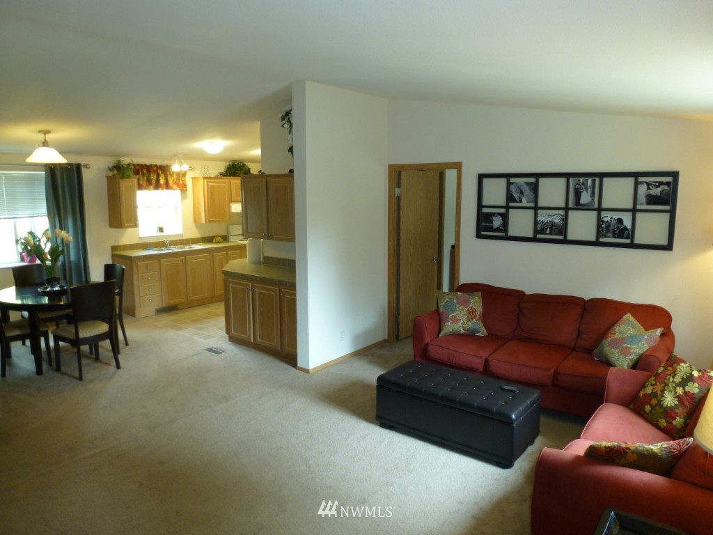 1921 Spring Road Shelton, WA 98584 - Photo 3 of 13 Gallery Image 3