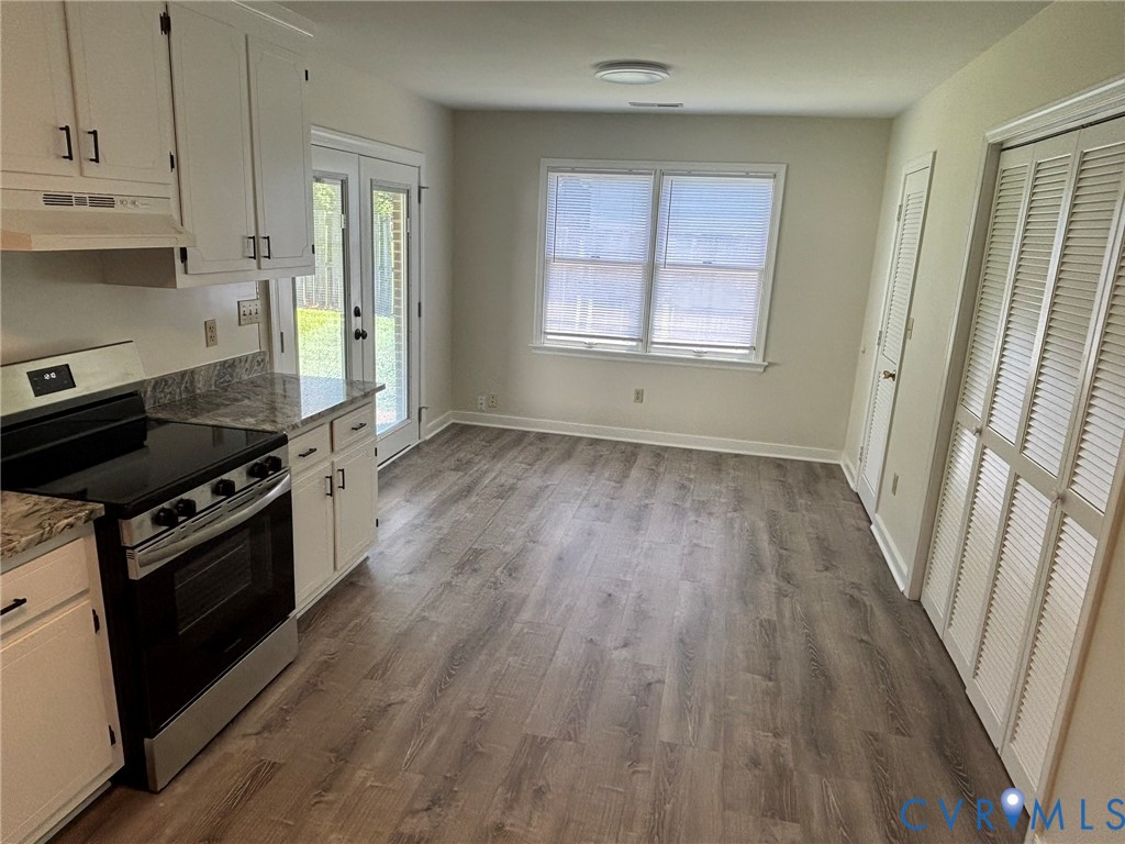 8630 Richmond Road Toano, VA 23168 - Photo 17 of 22 Unit B Kitchen & Dining Area