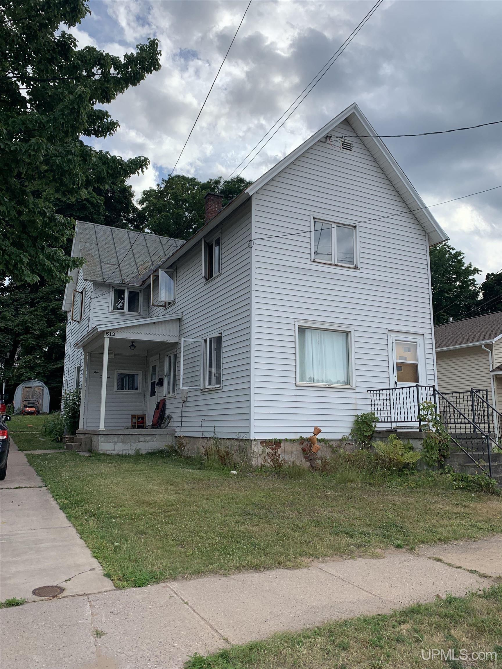513 West Spring Street Marquette, MI 49855 - Photo 1 of 40
