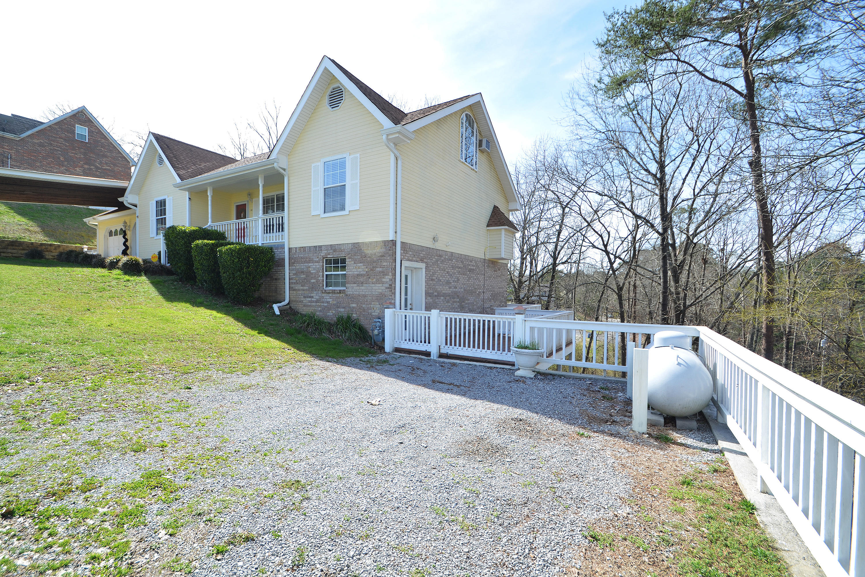 1613 West Rebel Road Rossville, GA 30741 - Photo 5 of 110 DSC_0810