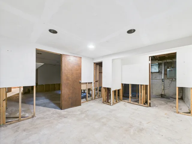 a view of an entryway