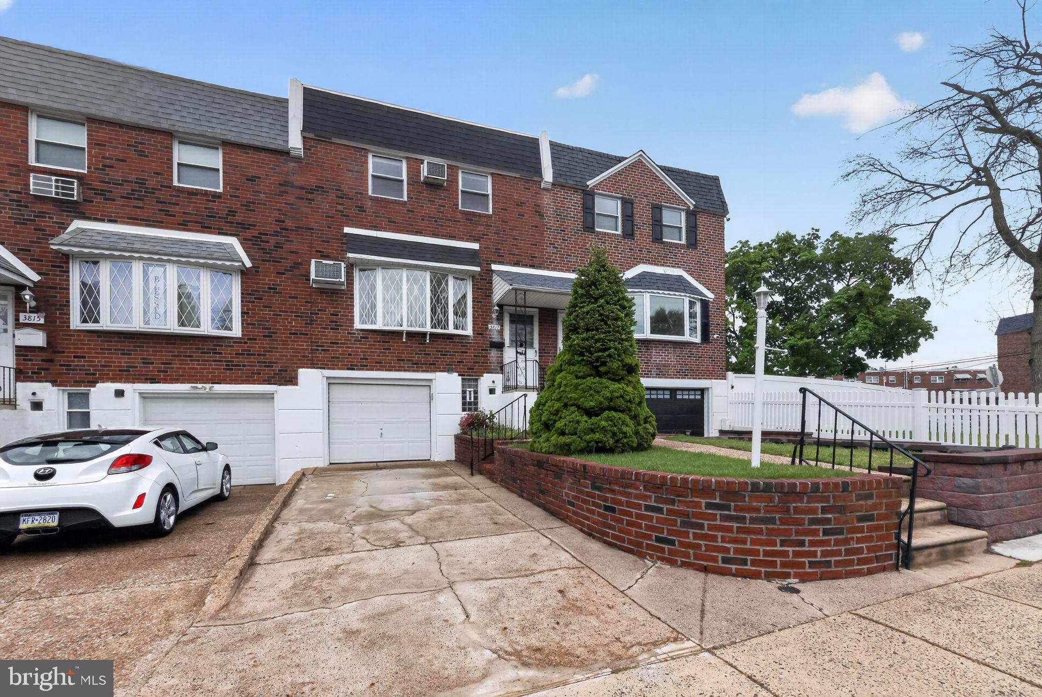3817 Fairdale Road Philadelphia, PA 19154 - Photo 1 of 31 Gallery Image 1