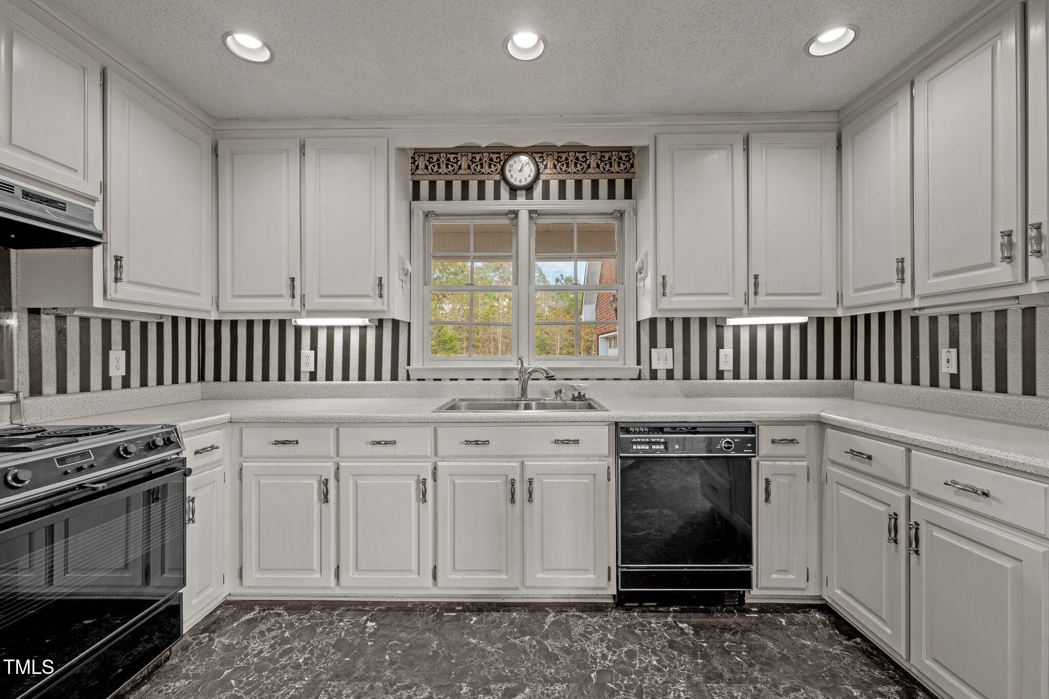 5025 Lowder Road Burlington, NC 27217 - Photo 13 of 45 11-web-or-mls-_1085421