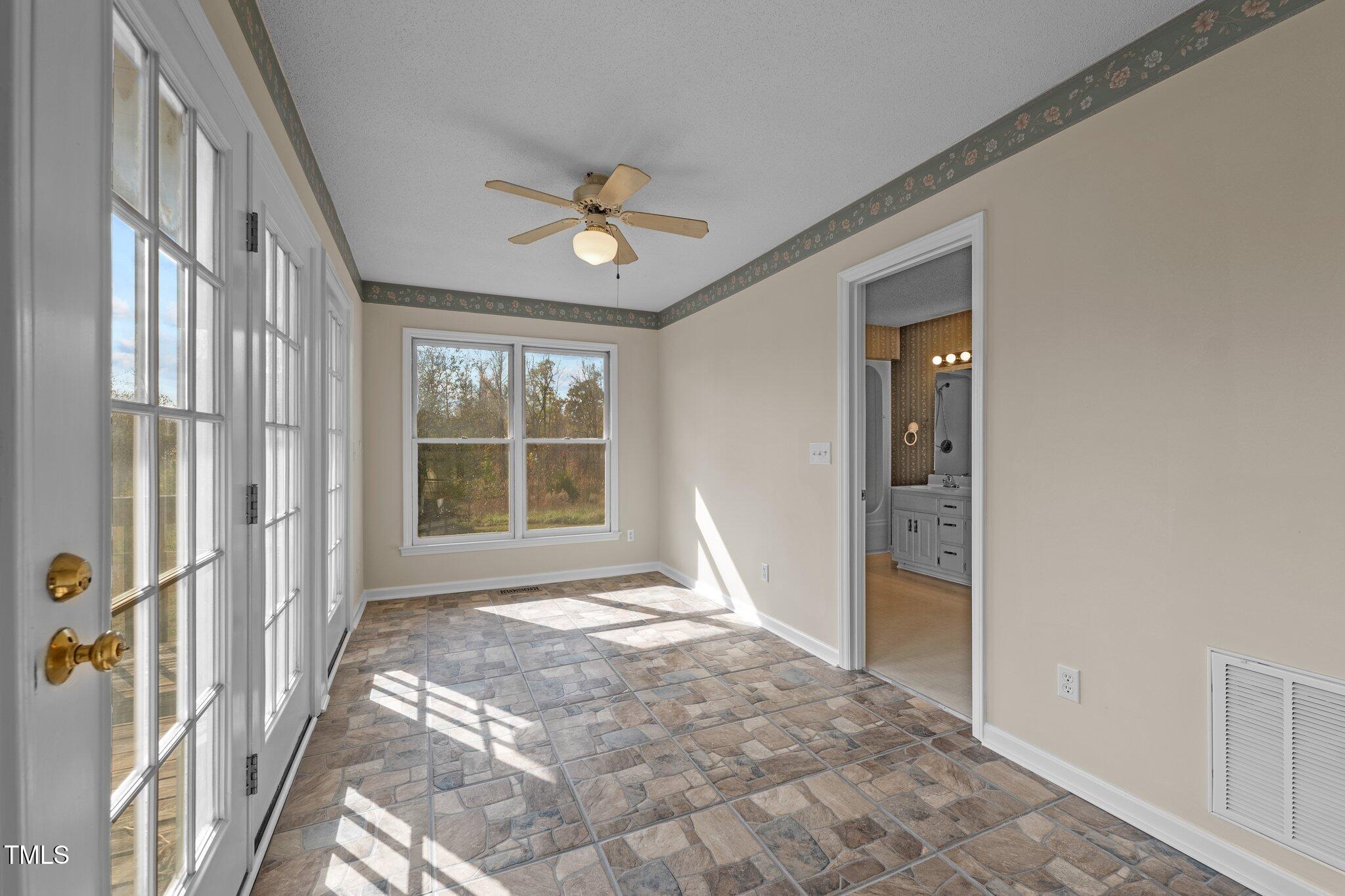 5025 Lowder Road Burlington, NC 27217 - Photo 20 of 45 19-web-or-mls-_1085461