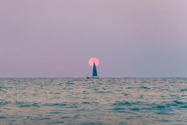 $535,000 | 700 Marlawn Drive, Manistee, MI 49660