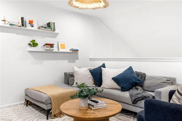 $3,700 | 4714 Arboretum Circle, Unit 102, Naples, FL 34112