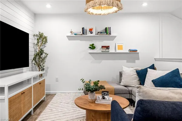 $3,700 | 4714 Arboretum Circle, Unit 102, Naples, FL 34112