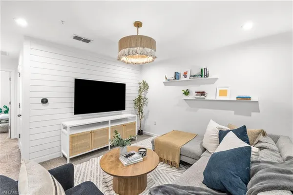 $3,700 | 4714 Arboretum Circle, Unit 102, Naples, FL 34112