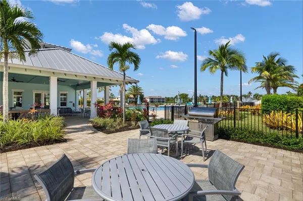 $3,700 | 4714 Arboretum Circle, Unit 102, Naples, FL 34112