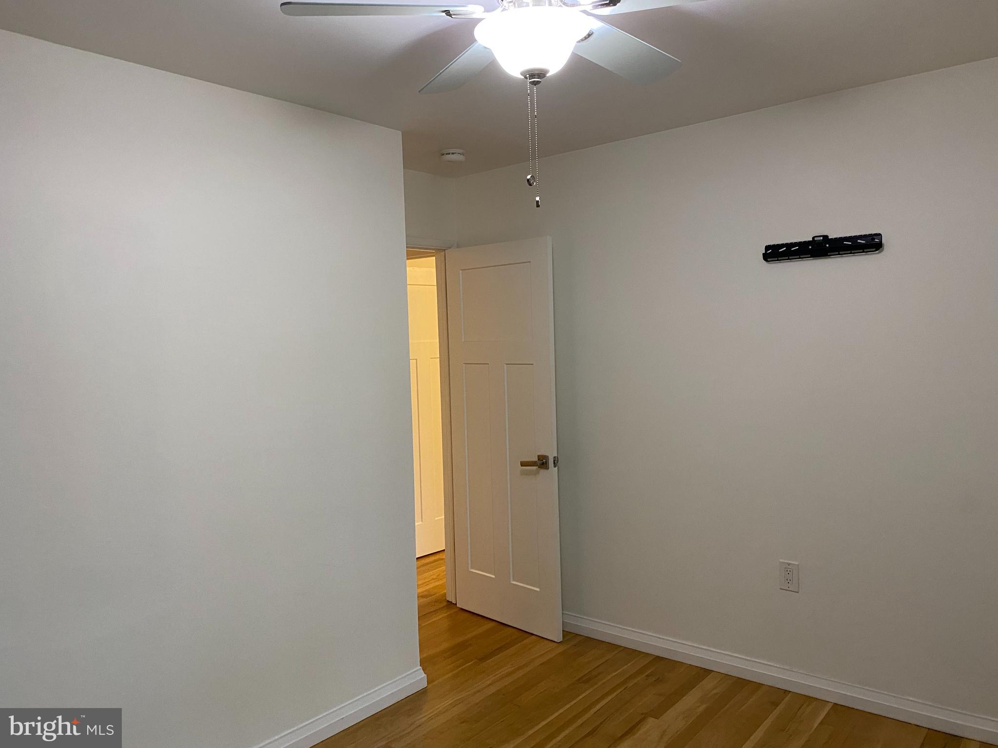 11142 Saffold Way Reston, VA 20190 - Photo 38 of 102 Ceilings fan upper level second bedroom
