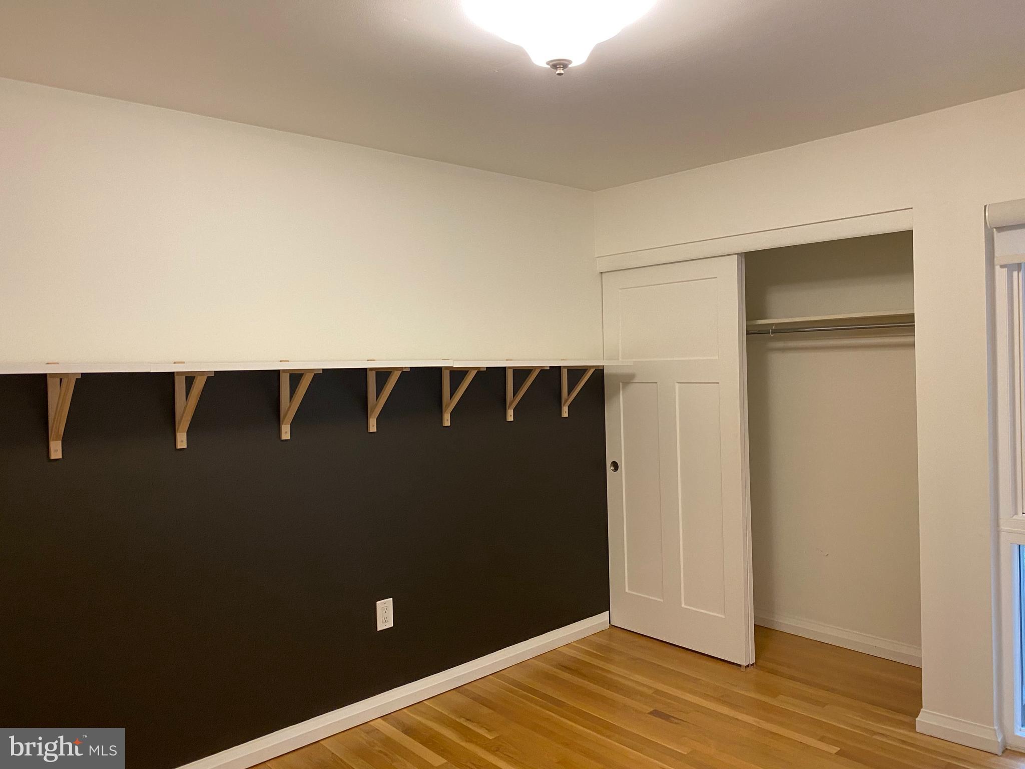 11142 Saffold Way Reston, VA 20190 - Photo 43 of 102 Third upper level bedroom