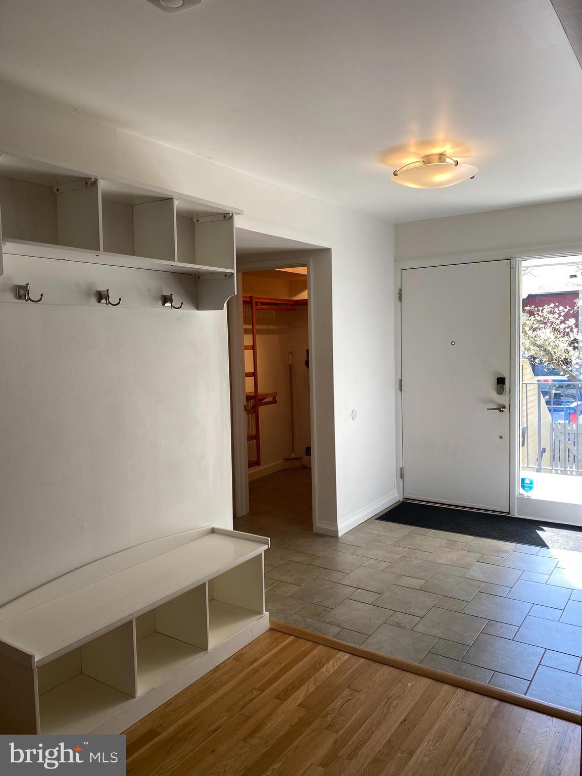 11142 Saffold Way Reston, VA 20190 - Photo 10 of 102 Foyer interior view