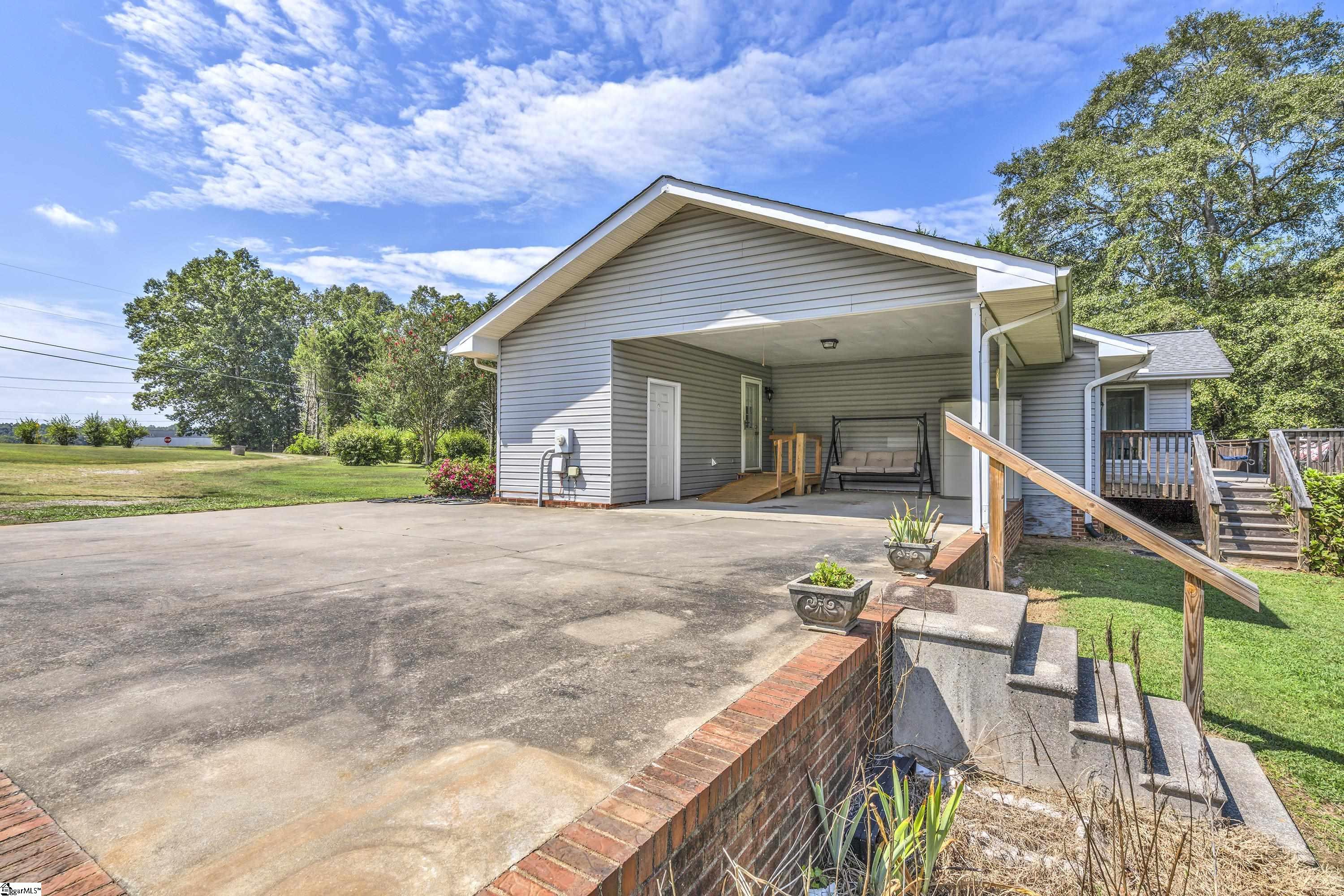 1947 Old Grove Road Piedmont, SC 29673 - Photo 26 of 36 Carport