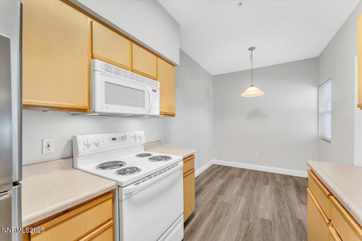 6850 Sharlands Avenue, Unit U1122 Reno, NV 89523 - Photo 11 of 25 15-6850 Sharlands Ave U1122 Reno NV 8952