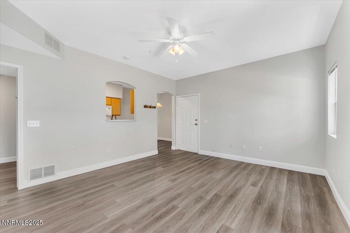 6850 Sharlands Avenue, Unit U1122 Reno, NV 89523 - Photo 5 of 25 09-6850 Sharlands Ave U1122 Reno NV 8952