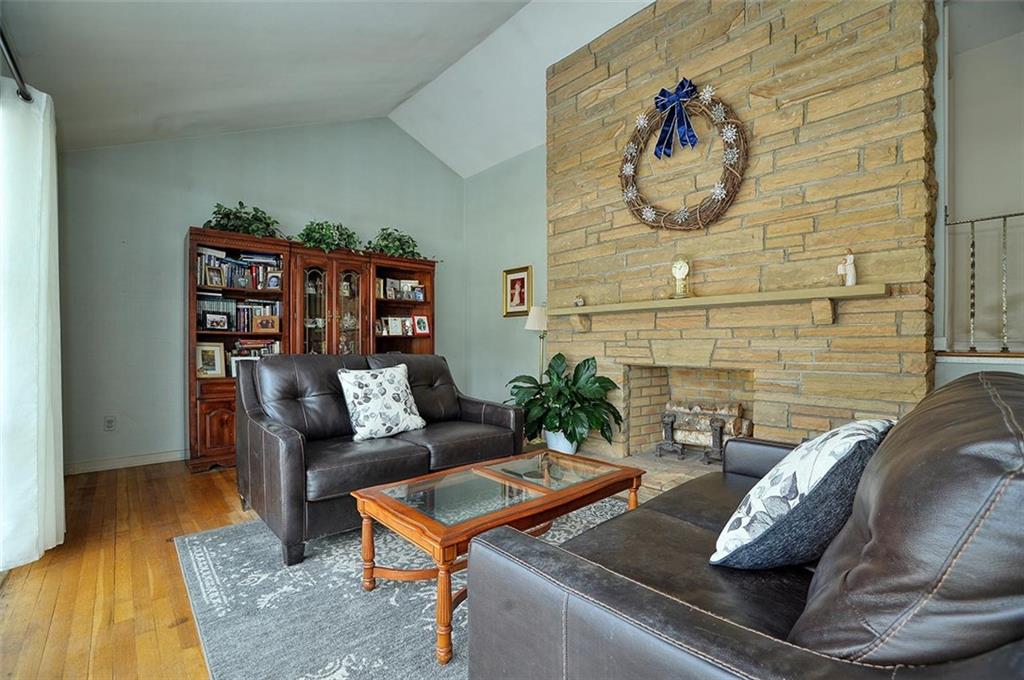 3506 Ridgewood Drive Pittsburgh, PA 15235 - Photo 3 of 26