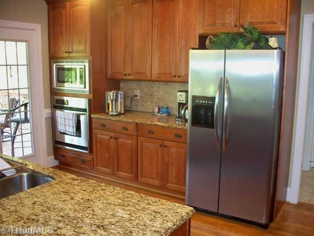 8404 Parkchester Place Oak Ridge, NC 27310 - Photo 10 of 16 Kitchen.