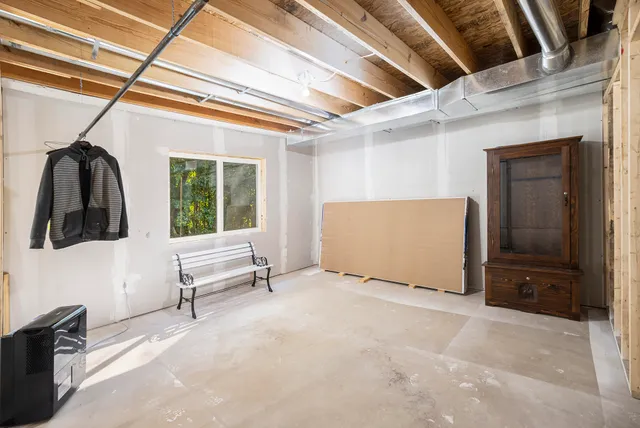 $213,500 | 193 Devonwood Drive, Shelby, MI 49455