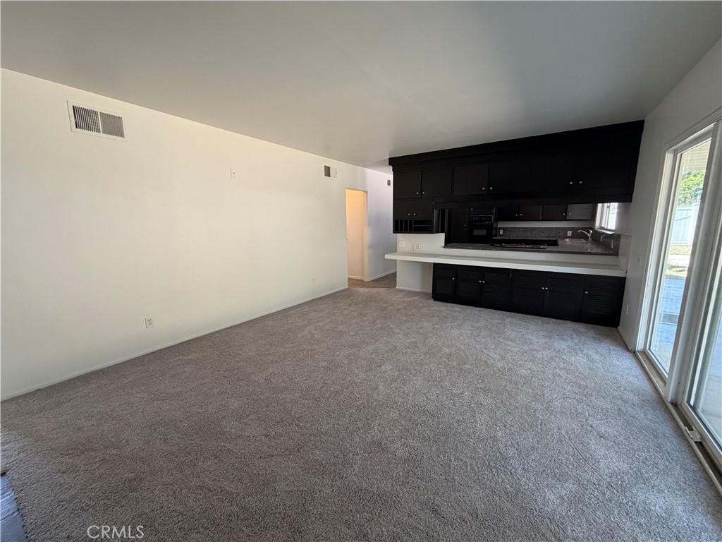 5748 Chelsea Court Rialto, CA 92377 - Photo 7 of 54 Gallery Image 7