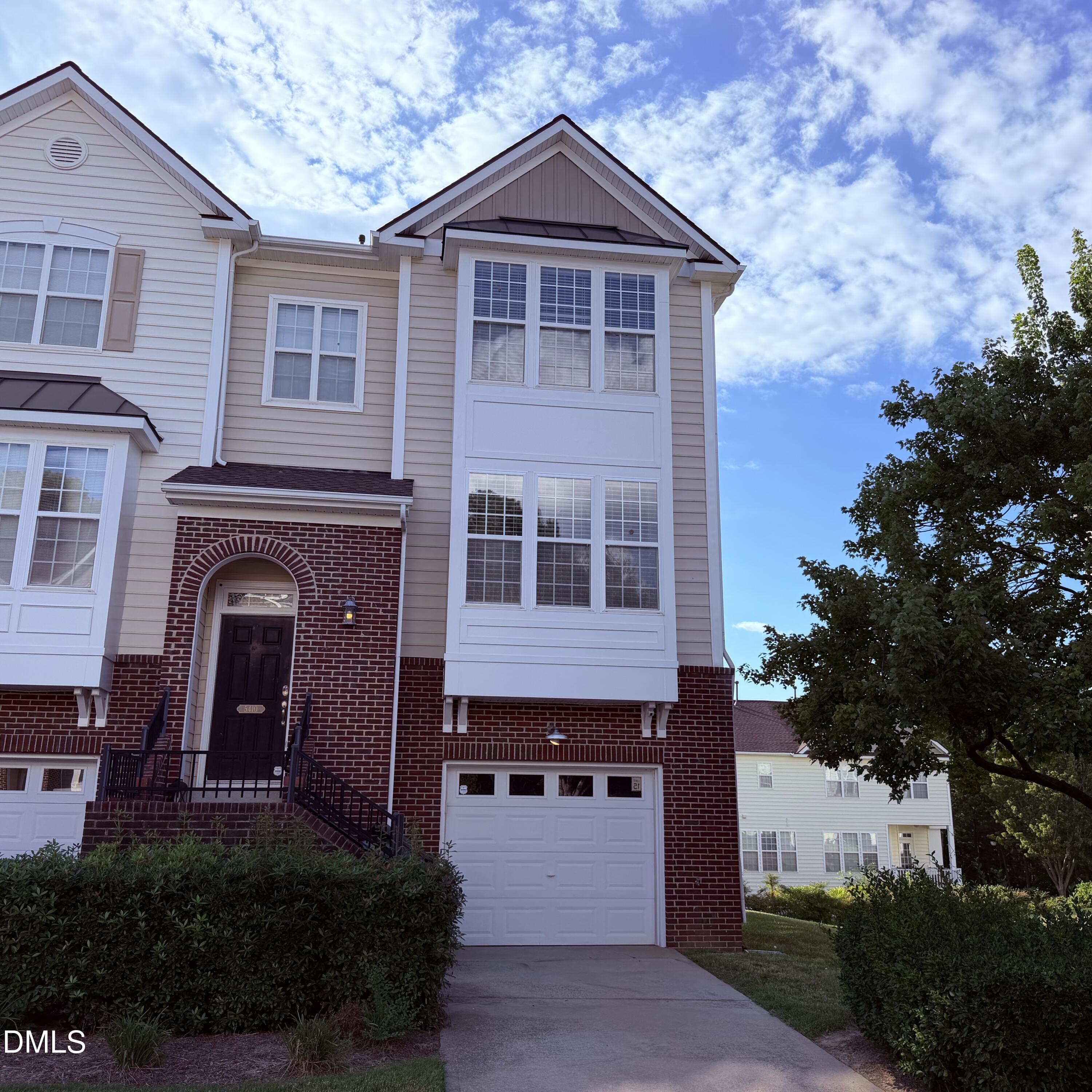 5410 Silver Moon Lane Raleigh, NC 27606 - Photo 2 of 21 IMG_8171