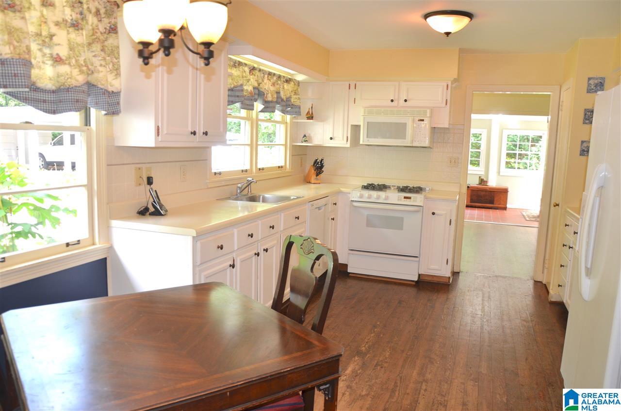 377 Shades Crest Road Birmingham, AL 35226 - Photo 15 of 36