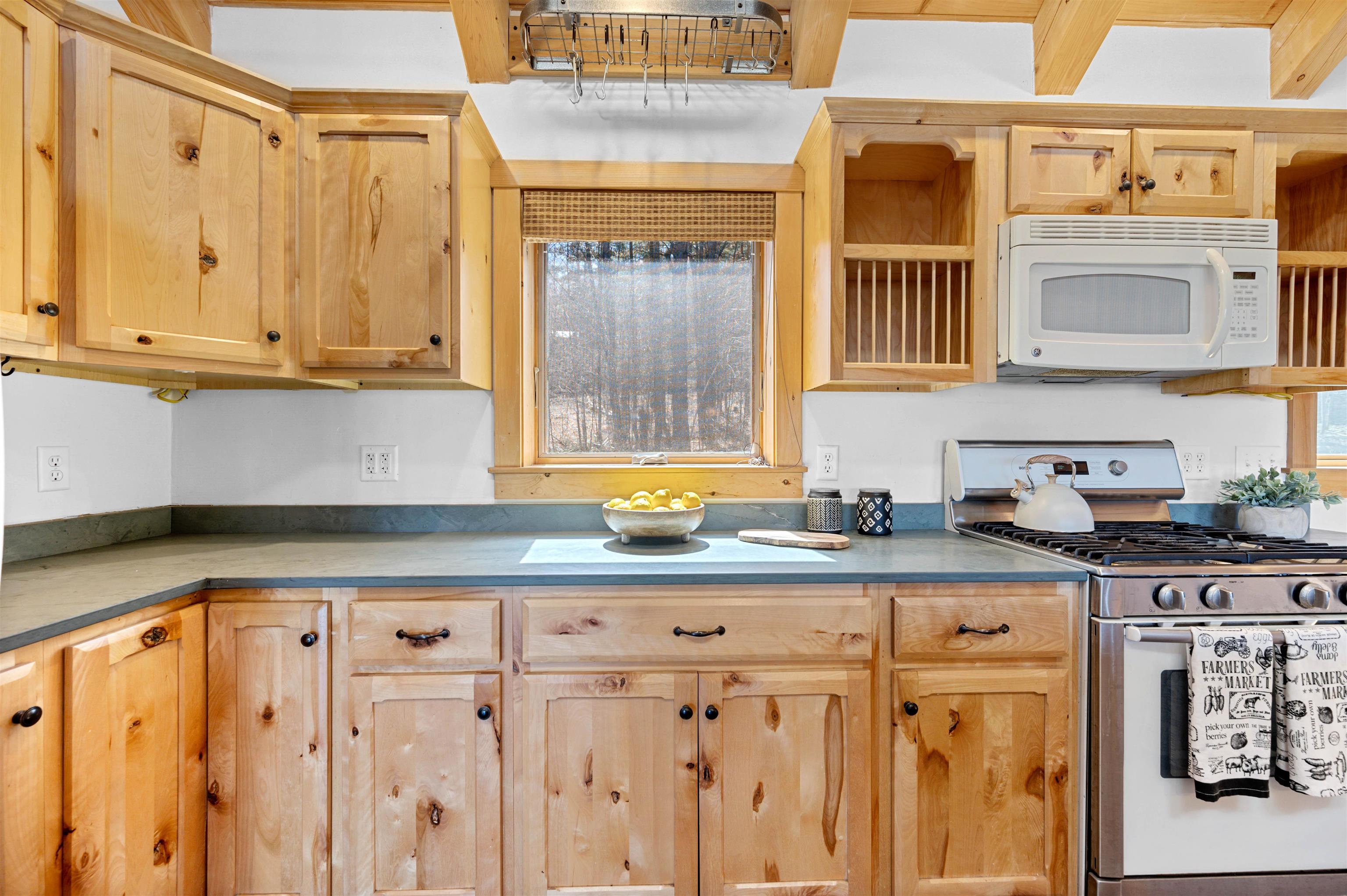 151 Gould Hill Road Worcester, VT 05682 - Photo 7 of 40