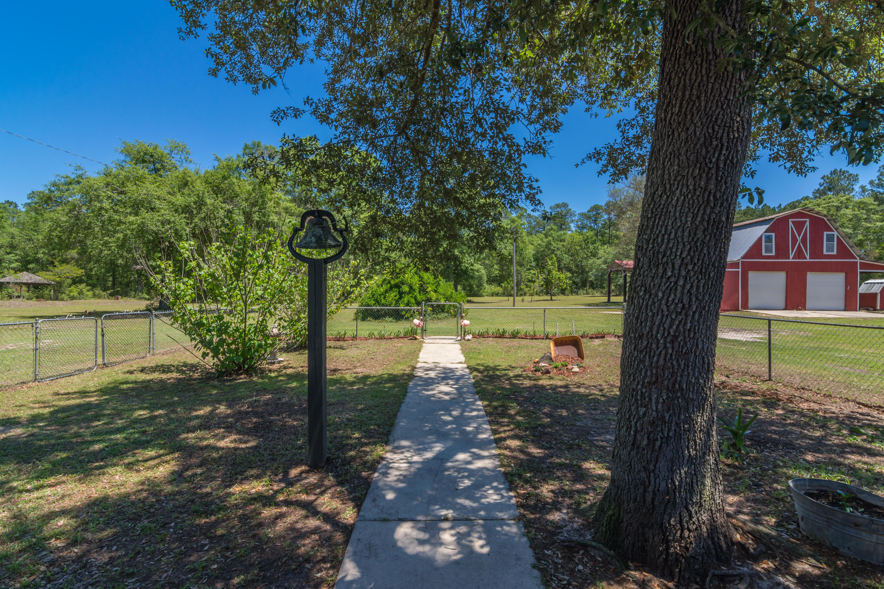 9176 Pleasant Home Church Road Holt, FL 32564 - Photo 11 of 45 Gallery Image 11