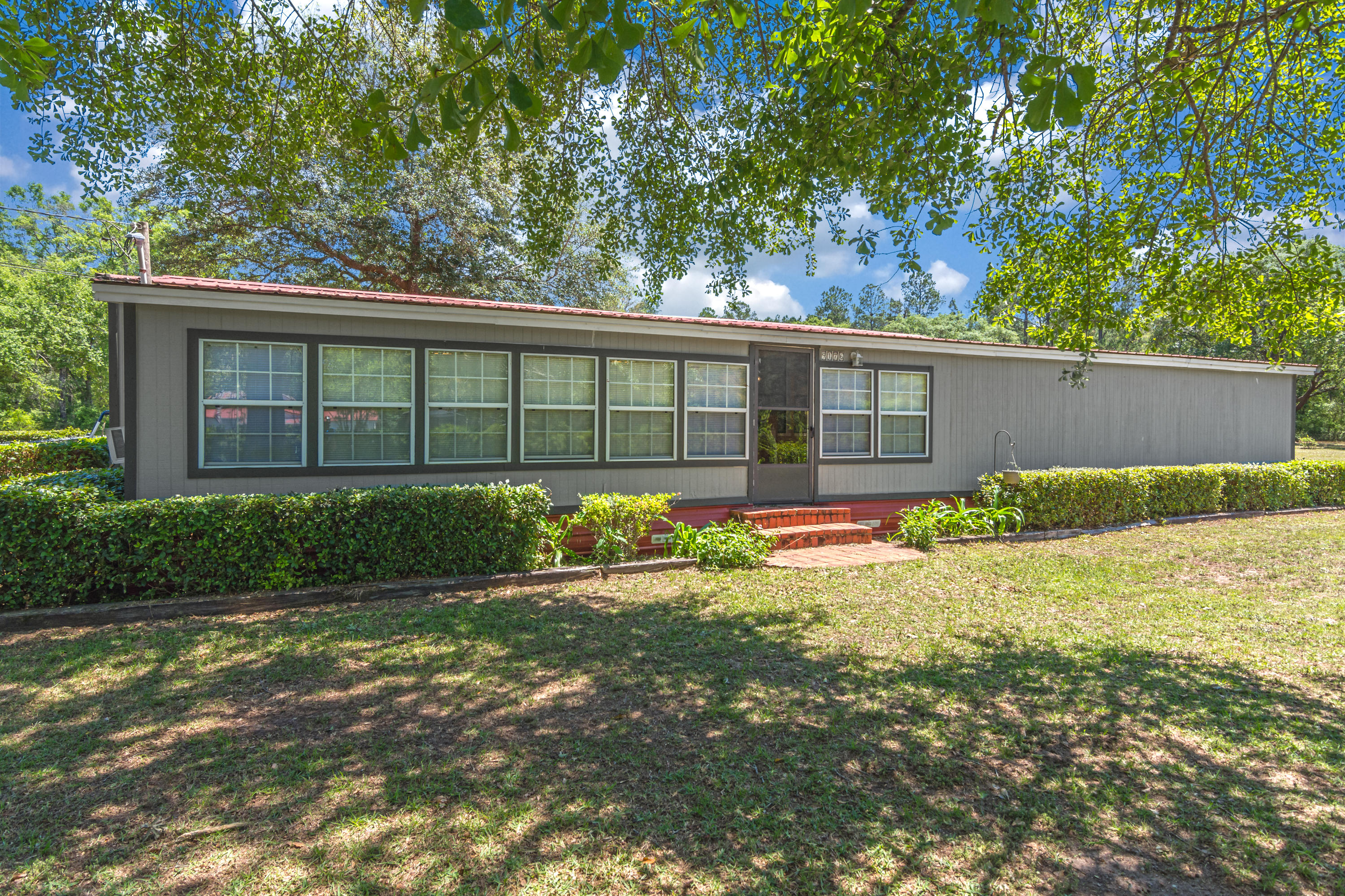 9176 Pleasant Home Church Road Holt, FL 32564 - Photo 5 of 45 Gallery Image 5