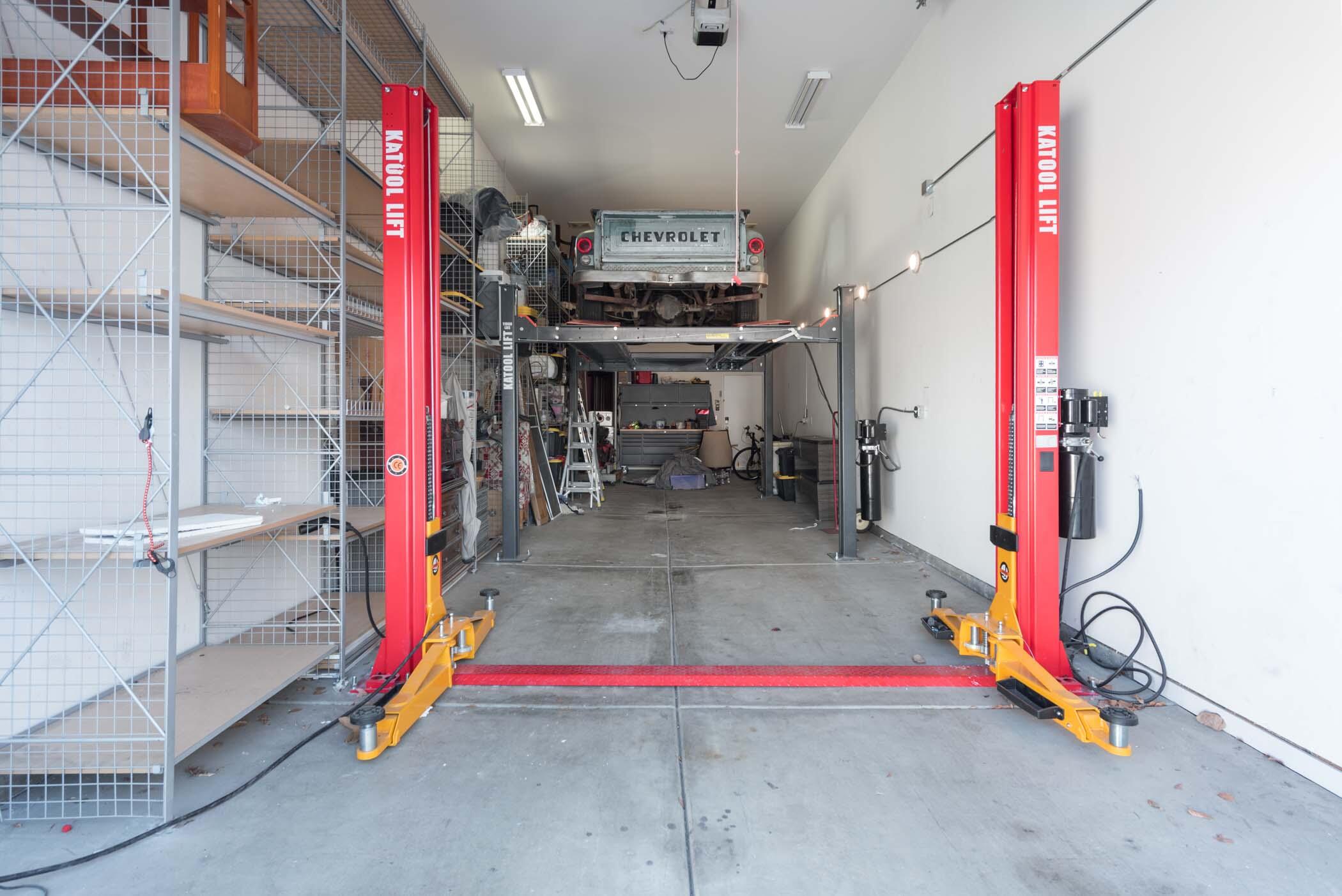 49534 Lewis Road Indio, CA 92201 - Photo 31 of 44 an entryway