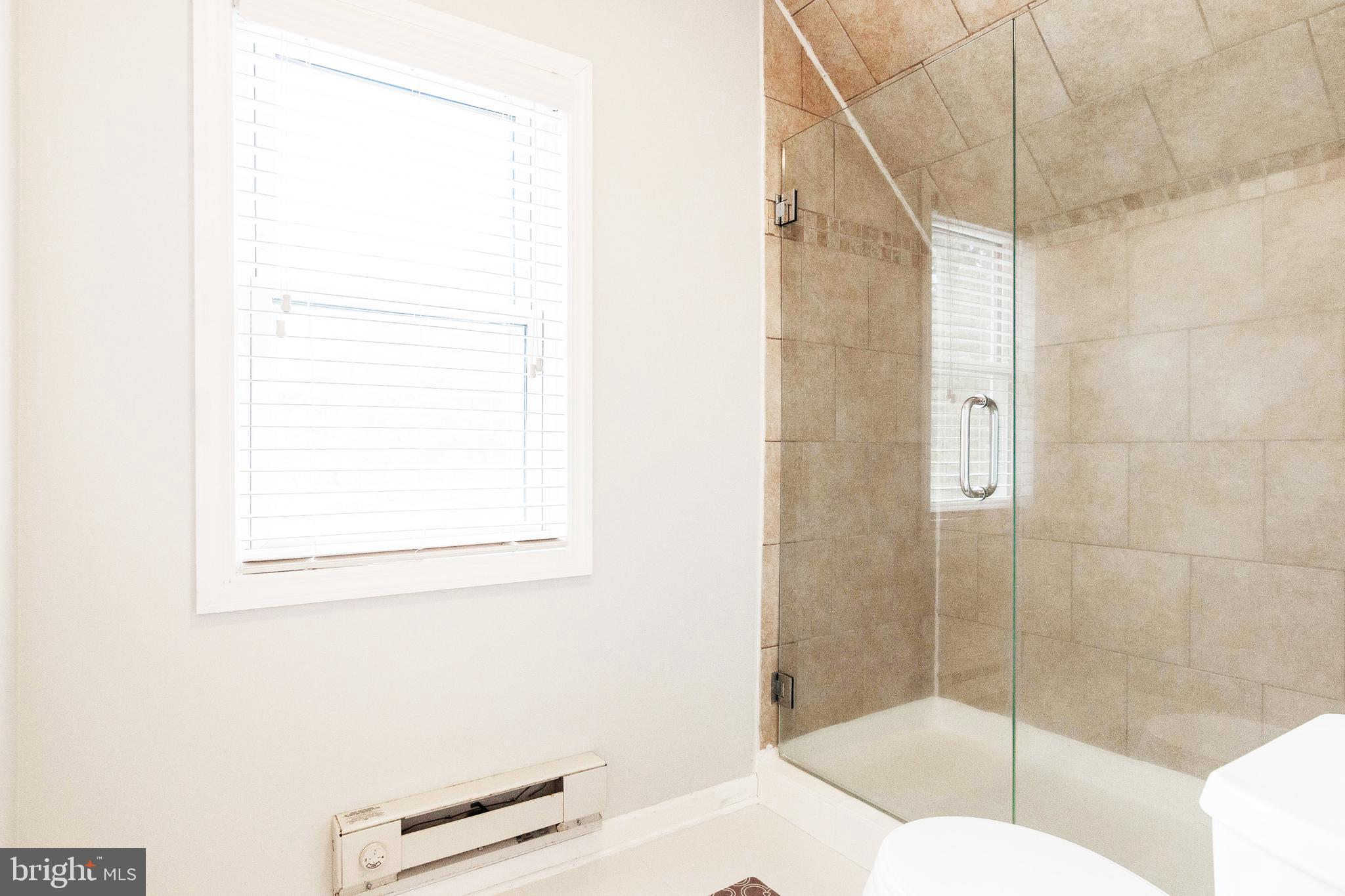 1026 Turkey Point Road Edgewater, MD 21037 - Photo 19 of 37 Master Bathroom