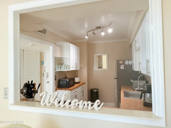 $1,750 | 2800 North Atlantic Avenue, Unit 907, Daytona Beach, FL 32118