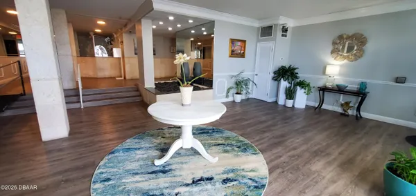 $1,750 | 2800 North Atlantic Avenue, Unit 907, Daytona Beach, FL 32118