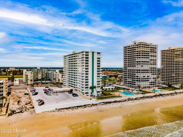 $1,750 | 2800 North Atlantic Avenue, Unit 907, Daytona Beach, FL 32118