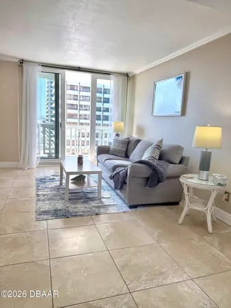 $1,750 | 2800 North Atlantic Avenue, Unit 907, Daytona Beach, FL 32118
