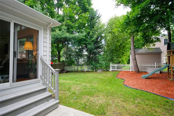59 Harding Road Lexington, MA 02420 - Photo 2 of 9
