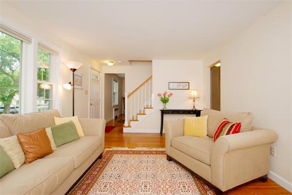 59 Harding Road Lexington, MA 02420 - Photo 3 of 9