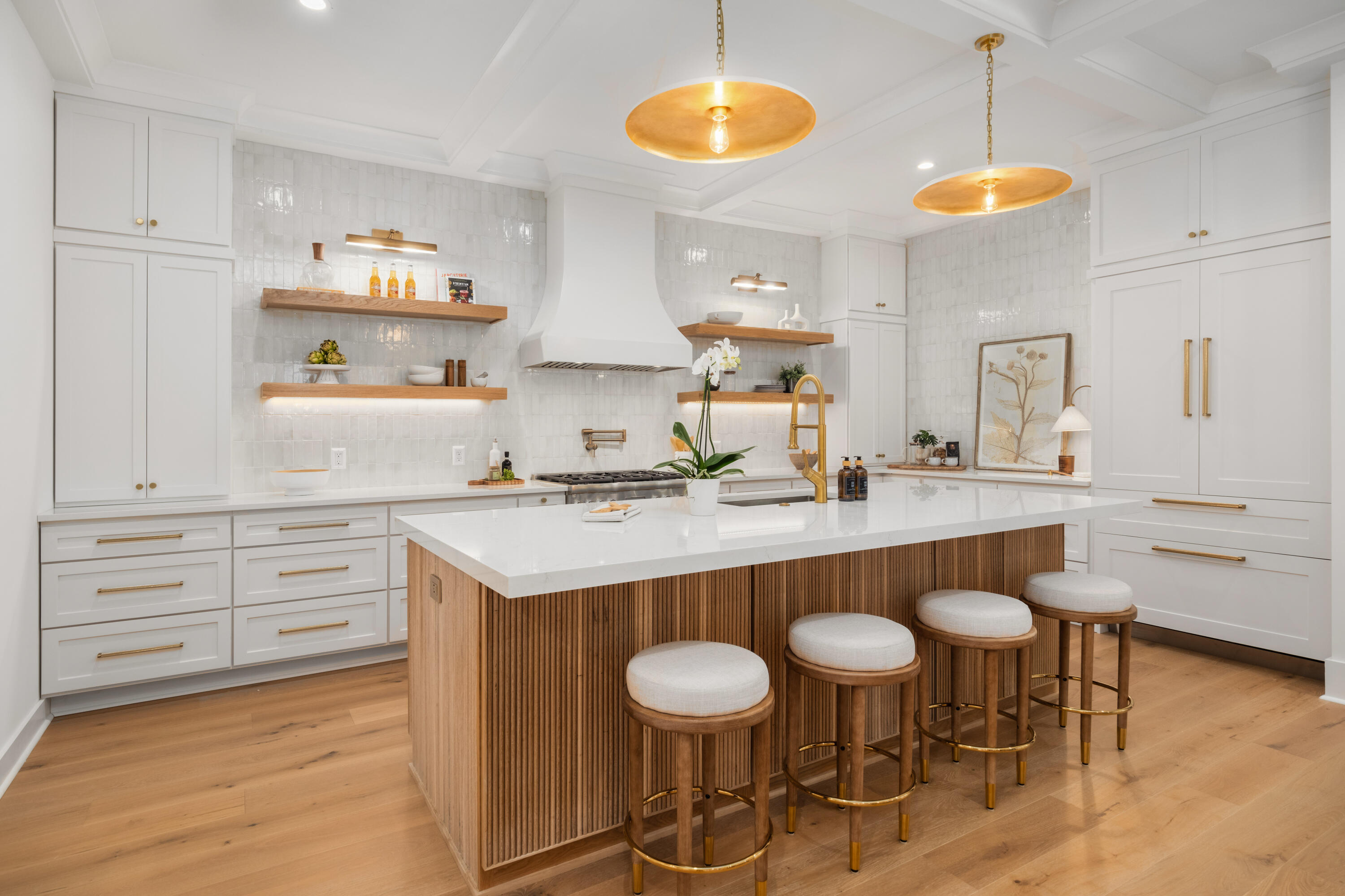 727 McCants Drive Mount Pleasant, SC 29464 - Photo 19 of 92 727 McCants Drive_Eterna_Media-20