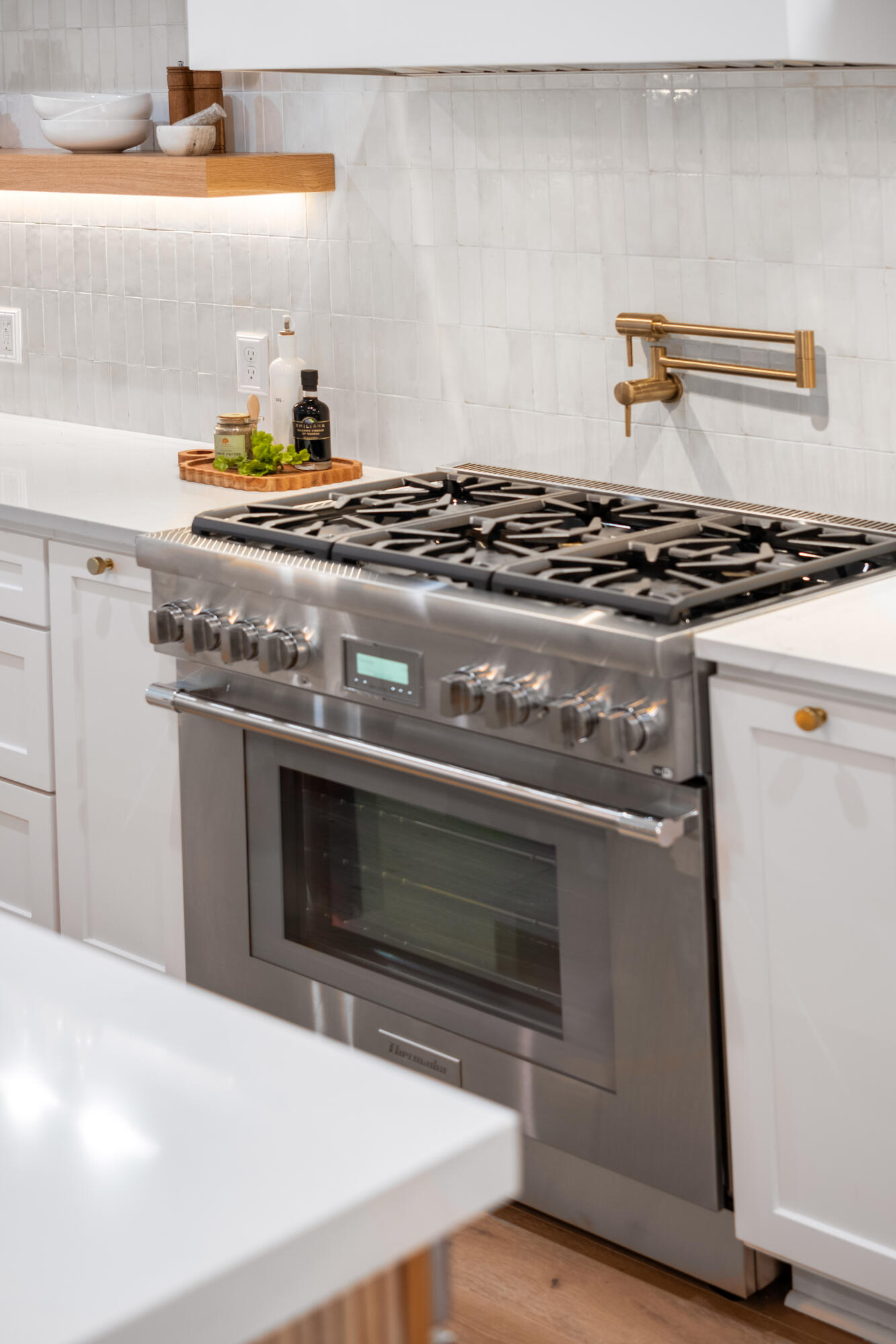 727 McCants Drive Mount Pleasant, SC 29464 - Photo 25 of 92 727 McCants Drive_Eterna_Media-26