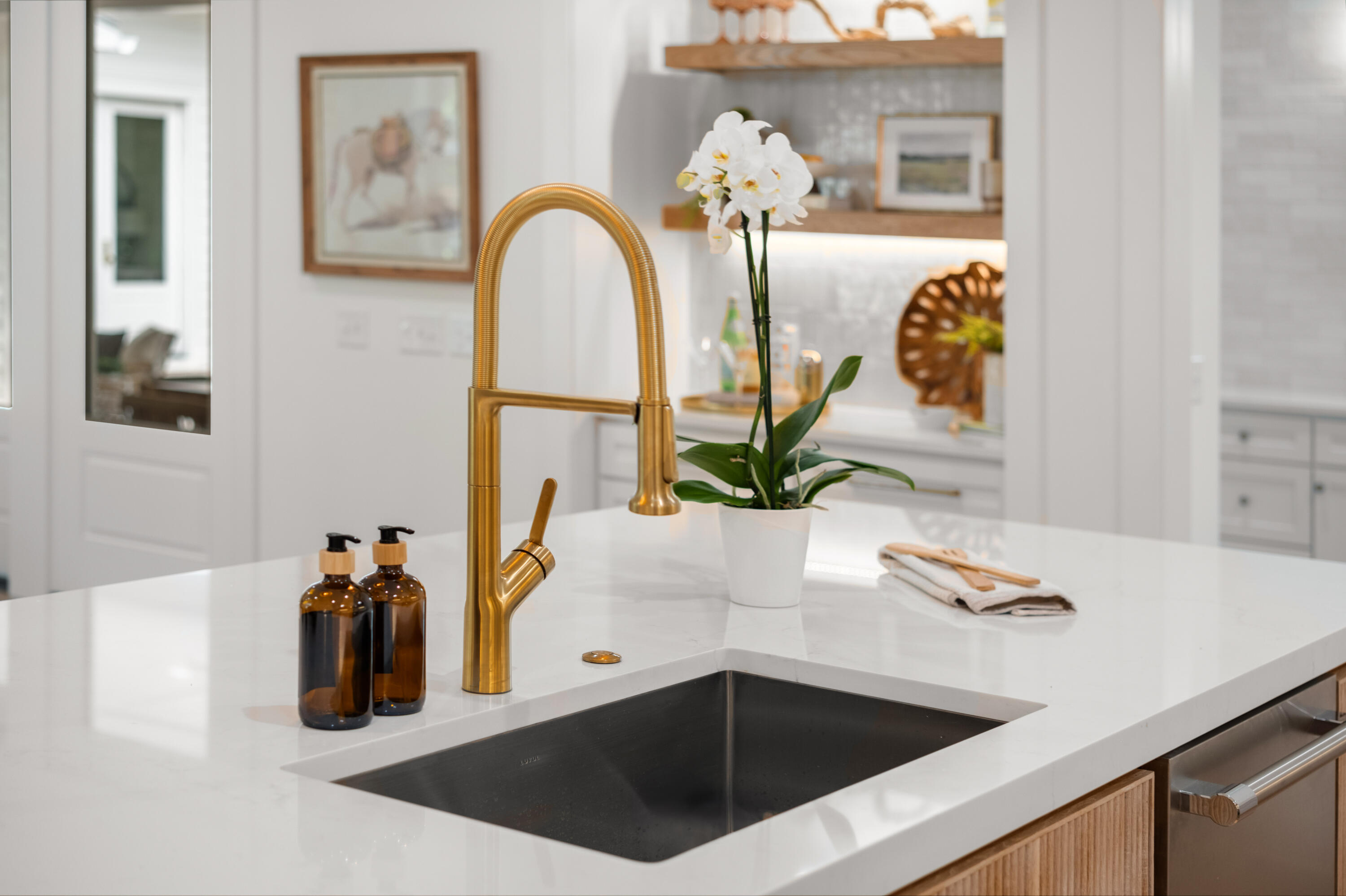 727 McCants Drive Mount Pleasant, SC 29464 - Photo 26 of 92 727 McCants Drive_Eterna_Media-27